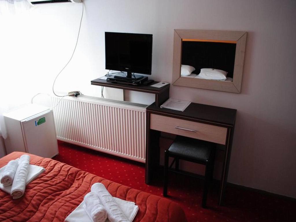 Gros Hotel - Leskovac Leskovac  Phòng bức ảnh