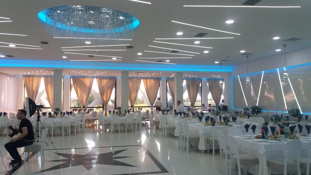 Gros Hotel - Leskovac Leskovac  Ngoại thất bức ảnh