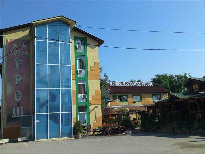 Gros Hotel - Leskovac Leskovac  Ngoại thất bức ảnh