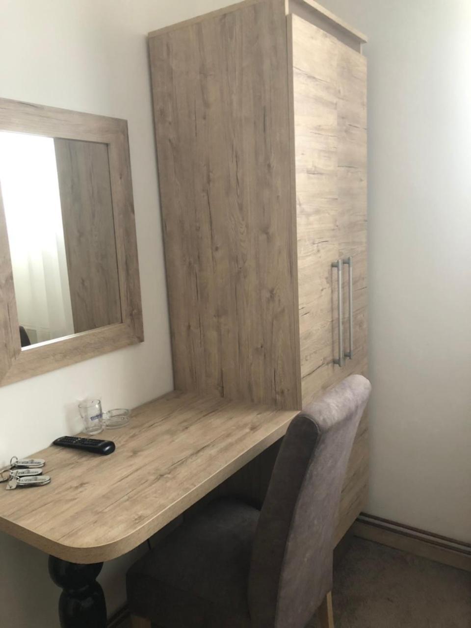 Gros Hotel - Leskovac Leskovac  Ngoại thất bức ảnh