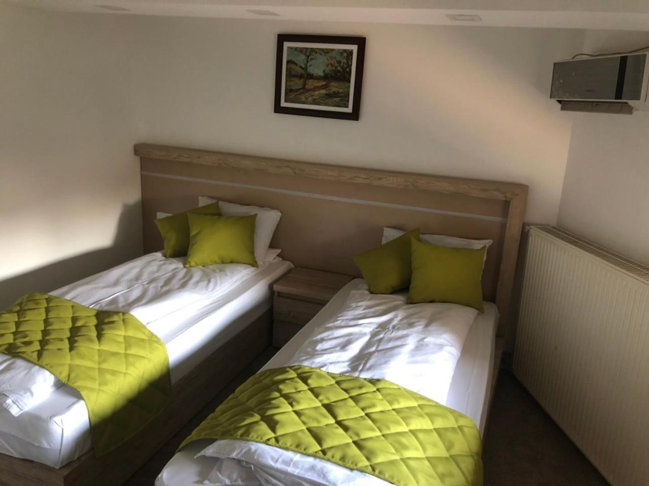 Gros Hotel - Leskovac Leskovac  Ngoại thất bức ảnh